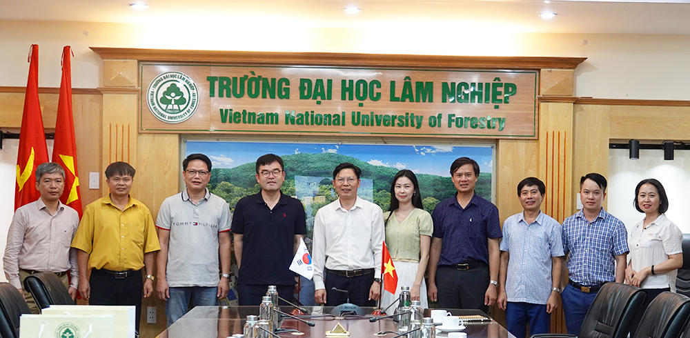 <strong>Làm việc với Tổ chức Hợp tác Lâm nghiệp Châu Á AFoCO và Cục Lâm nghiệp về kế hoạch xây dựng dự án vườn thực vật Hàn Quốc - ASEAN</strong>