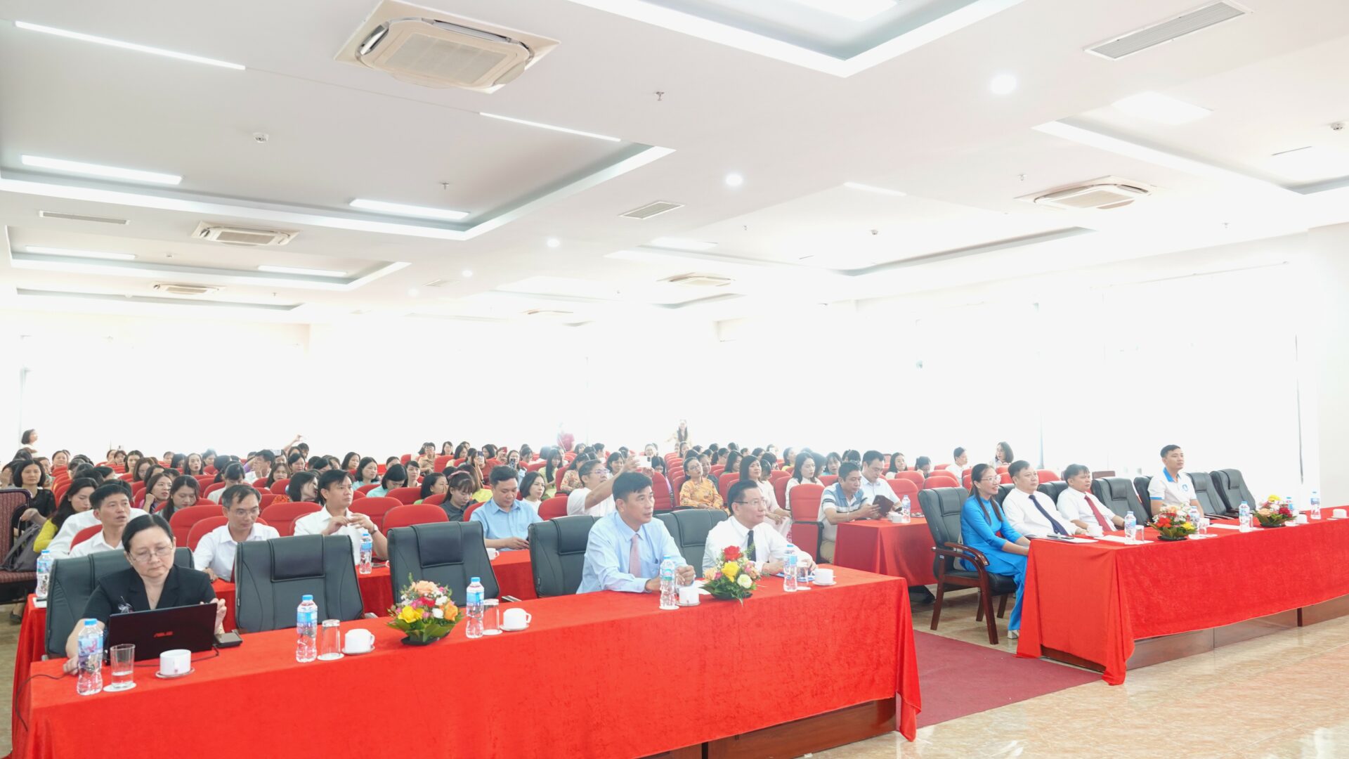 Trường Đại học Lâm nghiệp tổ chức chương trình Kỷ niệm Ngày Phụ nữ Việt Nam 20/10
